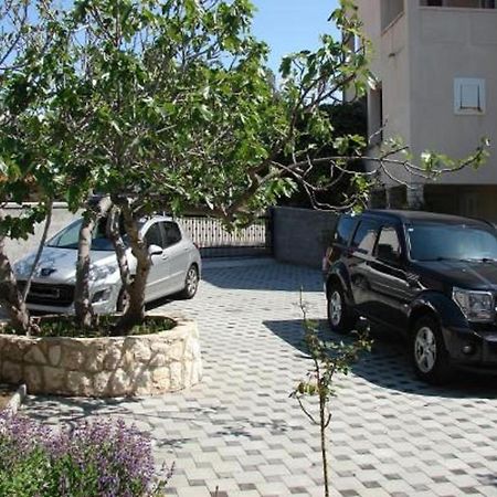 Bruna Apartment Раб Экстерьер фото